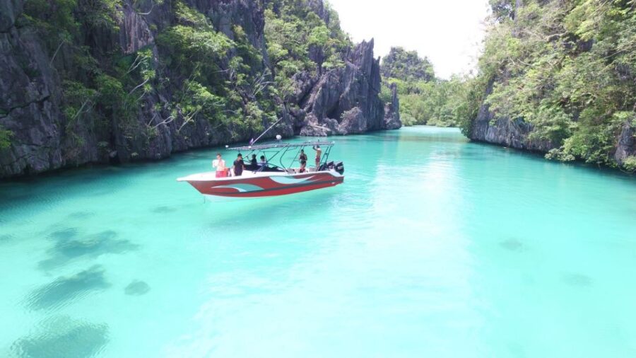 Half-Day Seasation Premium Speedboat Group Island Hopping