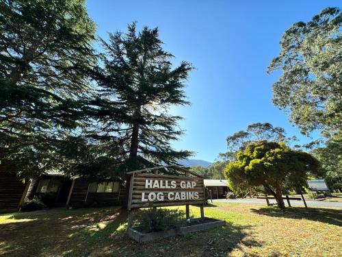 Halls Gap Log Cabins - Location and Accessibility