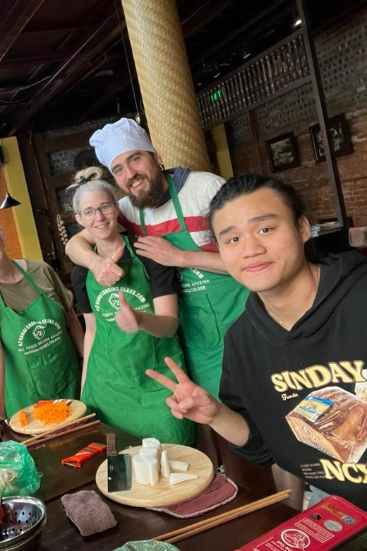 Hanoi Authentic Cooking Class and Local Market With Chef
