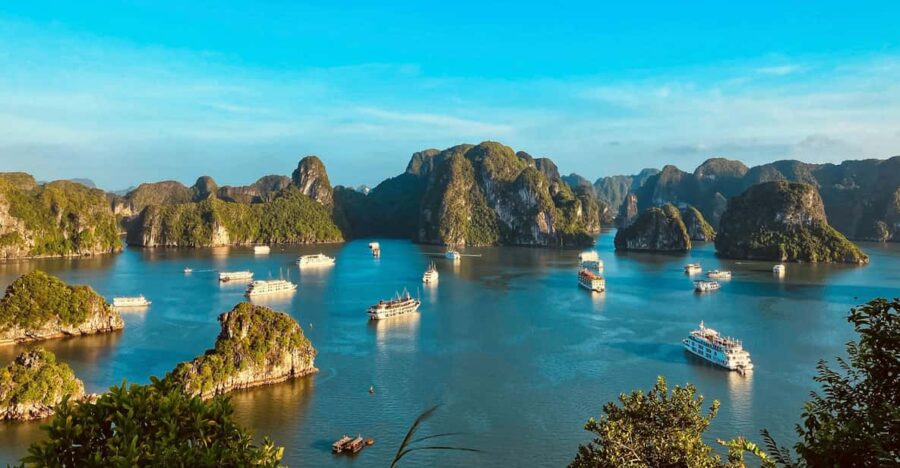 Hanoi: Full-Day Ha Long Bay Cruise/Titop Island & Luon Cave