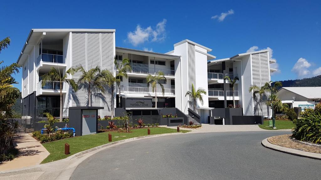 Harbour Cove Review