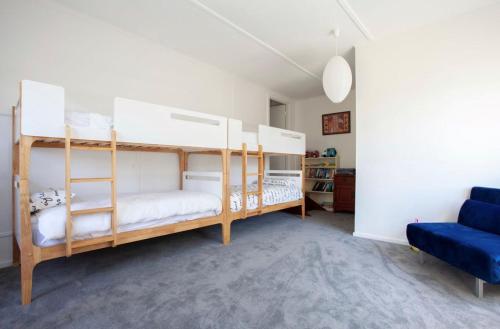 Harbour View Motel - Location and Accessibility
