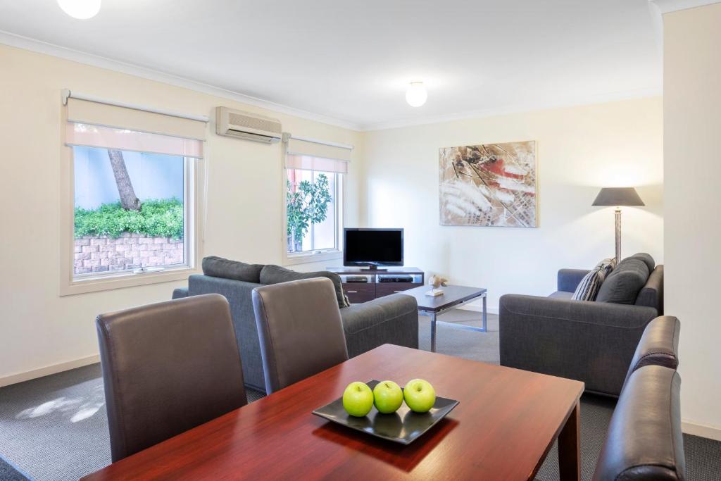 Hawthorn Gardens Serviced Apartments - Property Overview