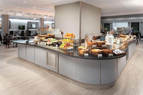 Hilton London Kensington Hotel - Overview and Location