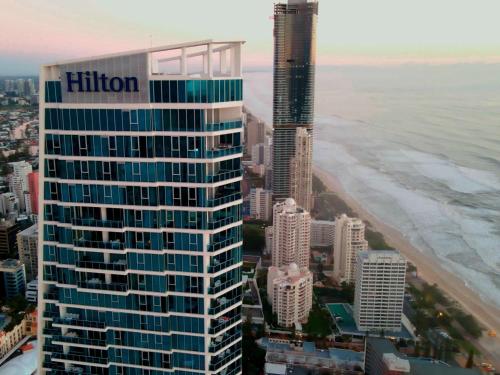 Hilton Surfers Paradise Hotel & Residences - Location and Accessibility