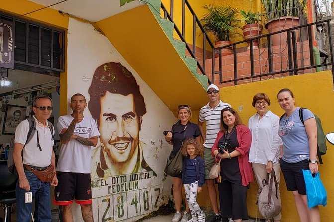 History of Pablo Escobar Tour - Tour Experience
