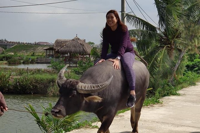 Hoi An Countryside Tour:Basket Boat,Buffalo Ride, Farming & Lantern Making Class