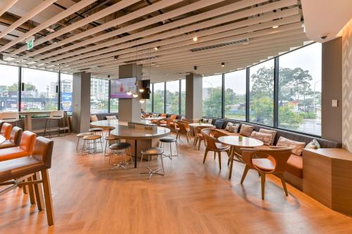 Holiday Inn Express Sydney Airport, an IHG Hotel - Hotel Overview