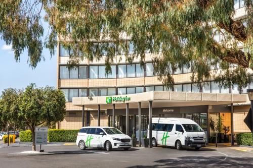 Holiday Inn Melbourne Airport, an IHG Hotel - Hotel Overview and Location