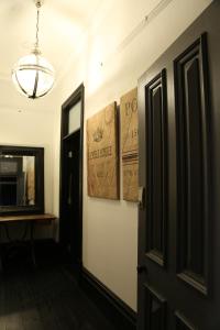 Hollidge House 5 Star Luxury Apartments - Property Overview