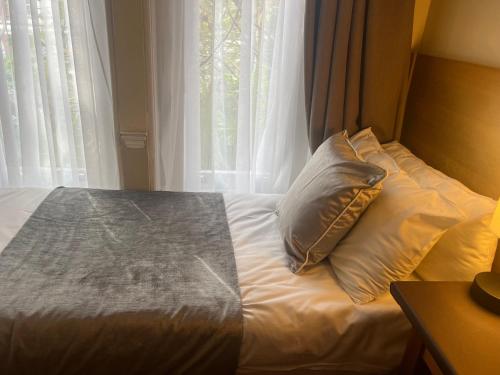 Hotel Cavendish - Hotel Location and Accessibility