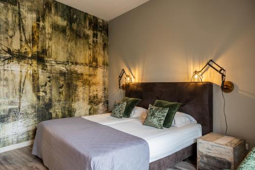 Hotel De Walvisvaarder - Amenities and Facilities