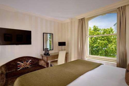 Hotel Xenia - Autograph Collection - Location and Accessibility