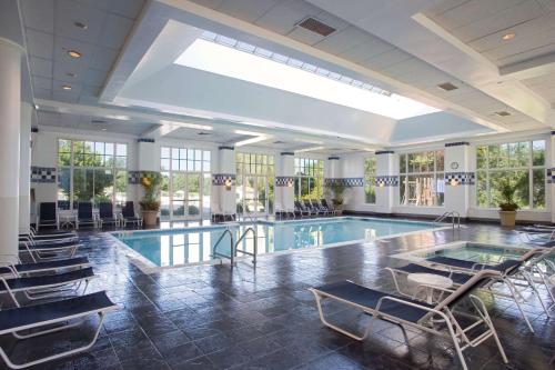 Hyatt Regency Long Island - Hotel Overview