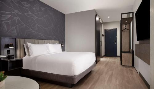 Hyatt Regency Salt Lake City - Hotel Overview and Location