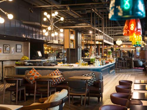 Ibis Amsterdam Centre - Hotel Overview