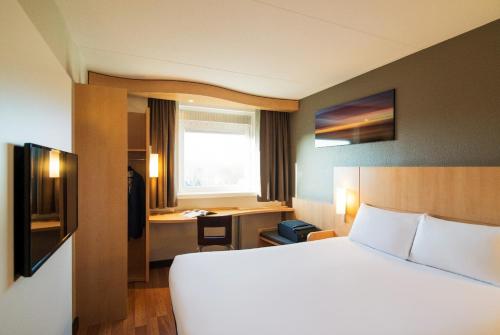 Ibis Utrecht - Hotel Overview