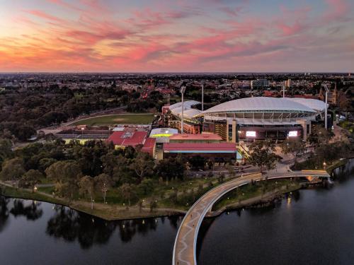 InterContinental Adelaide, an IHG Hotel - Exceptional Location and Accessibility
