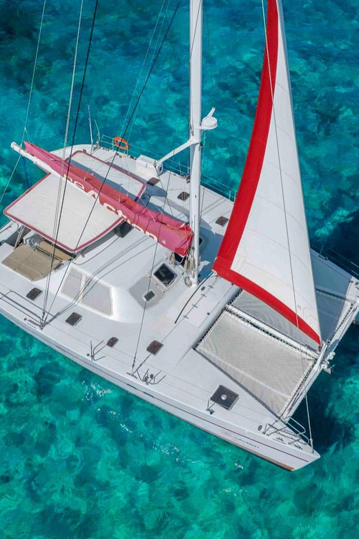 Isla Mujeres Sailing & Snorkeling From Cancun