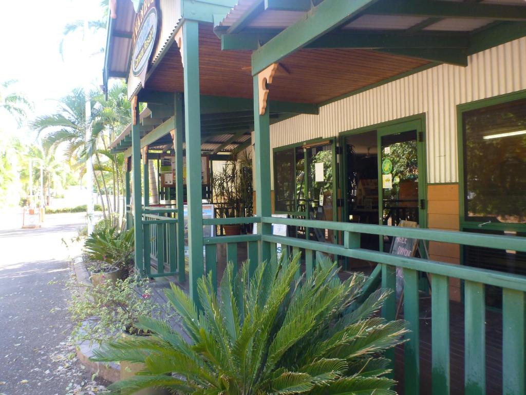 Ivanhoe Resort Review