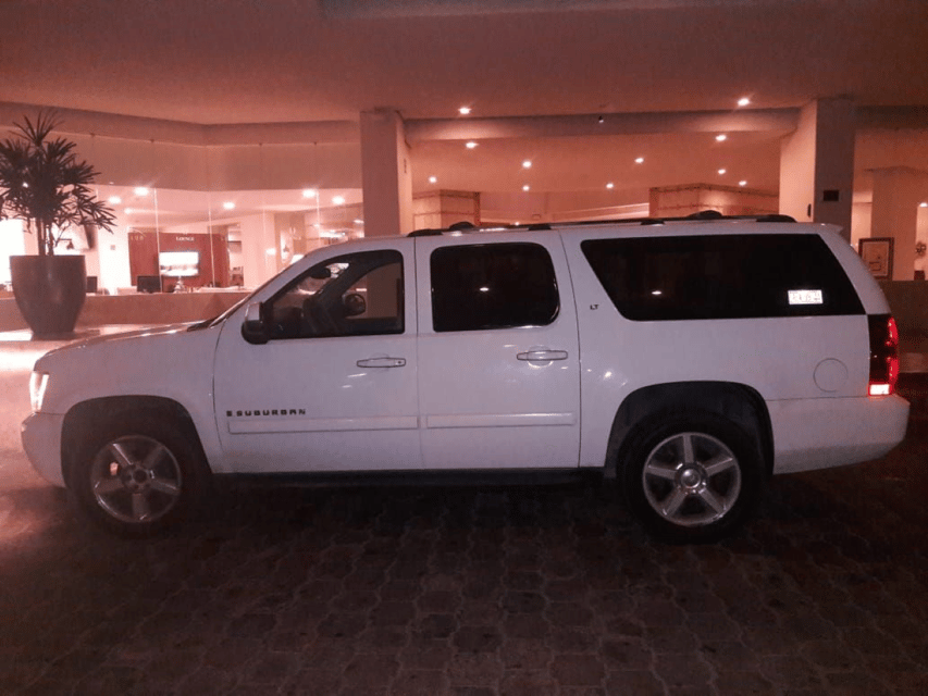 Ixtapa: Airport Transfer in a 10-Passenger Van