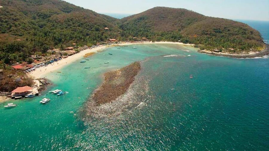 Ixtapa Zihuatanejo: Van Charters