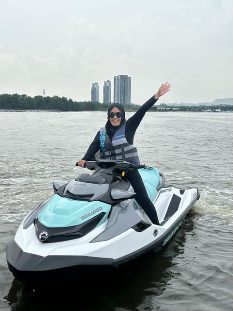 Johor Bahru : Seadoo JetSki 30mins Self Ride Tour(Single)
