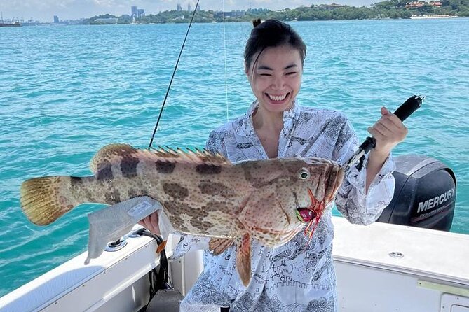 Join-in Yacht Fishing at the Southern Islands of Singapore
