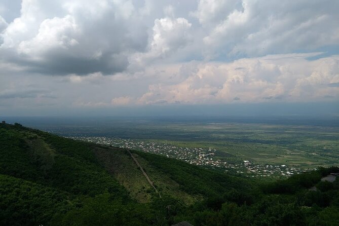 Kakheti-Sighnaghi Day Trip With Wine Tasting and Bodbe Monastery