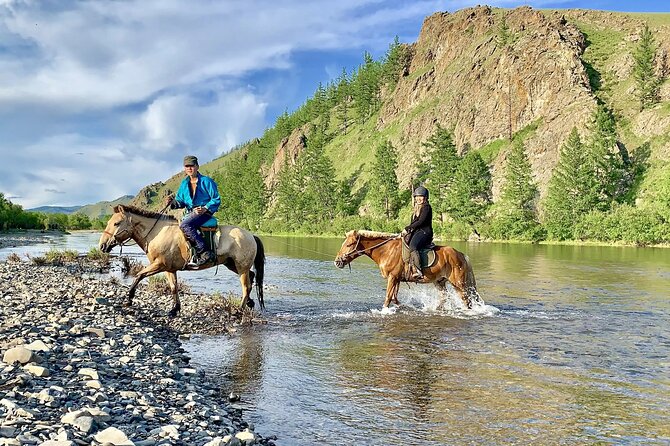 Kharkhorum, Khustai, Mini Gobi & Ger Under the Stars: 3-Day Tour