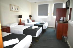 Knickerbocker Hotel - Hotel Overview