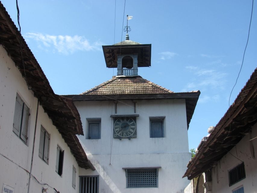 Kochi: Full-Day Private City Tour With Guide and Transfers