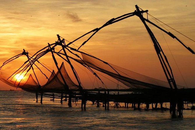 Kochi Private Day Tour -Heritage and Backwaters on Houseboat