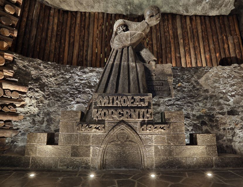 Krakow: Auschwitz-Birkenau & Wieliczka Salt Mine With Lunch