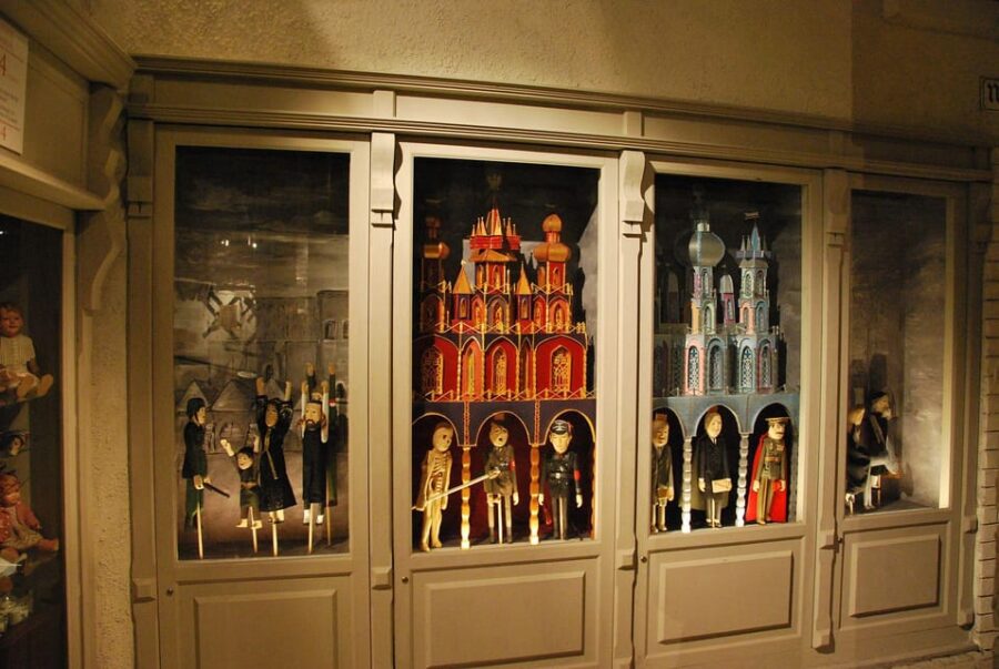 Krakow: City Card With 40 Museums Access & Public Transport
