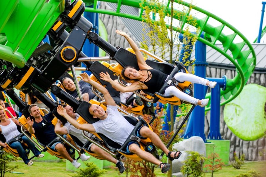 Krakow: Energylandia Entry Ticket and Round-Trip Transport
