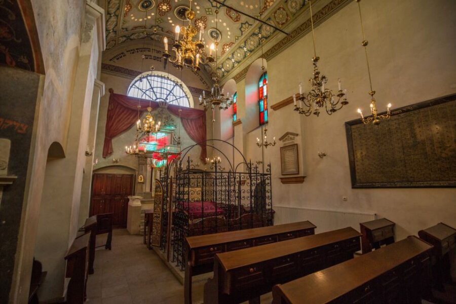 Krakow: Kazimierz Jewish Quarter Guided Walking Tour