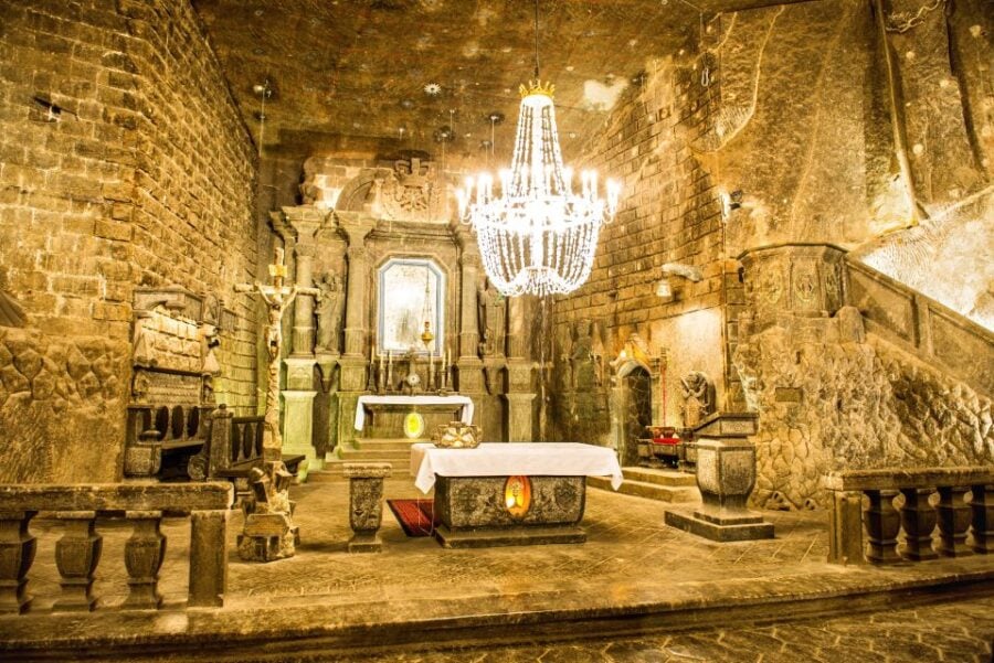Krakow: Schindlers Factory, Jewish Ghetto & Salt Mine Tour
