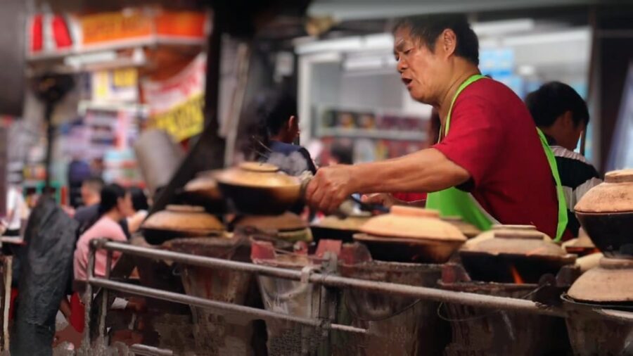 Kuala Lumpur: Street Art and Nightlife Tour