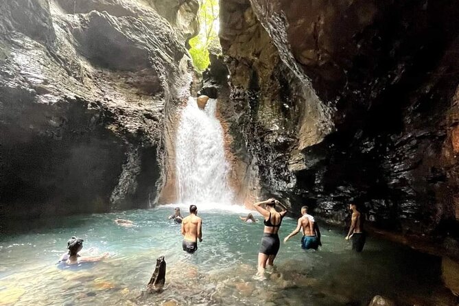 La Leona Waterfall Tour With Lunch From Tamarindo