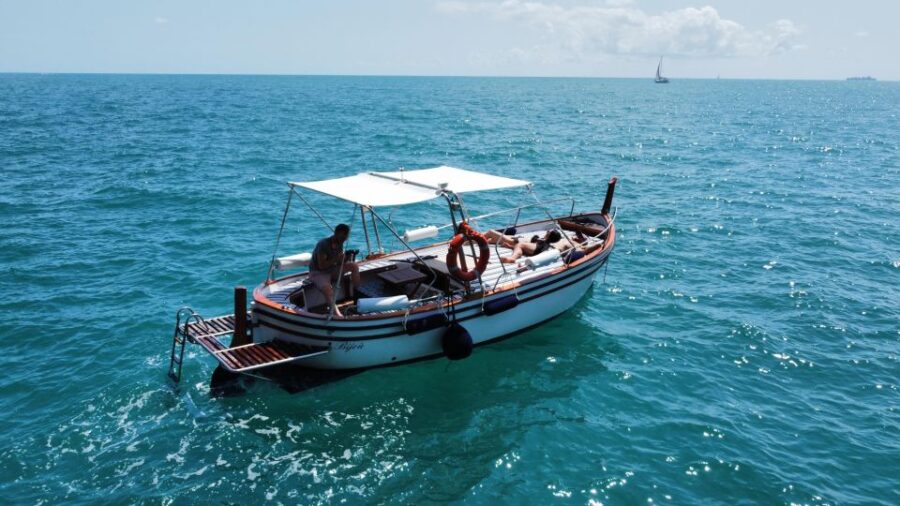 La Spezia: Sunset Boat Tour in the Gulf of Poets