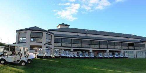 Lady Bay Hotel - Hotel Overview and Location