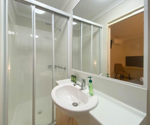 Lake Tyrrell Accommodation LTA Review
