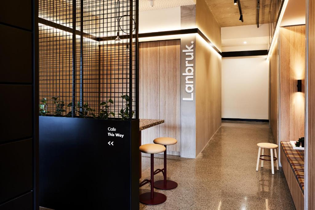 Lanbruk Richmond Hill Review