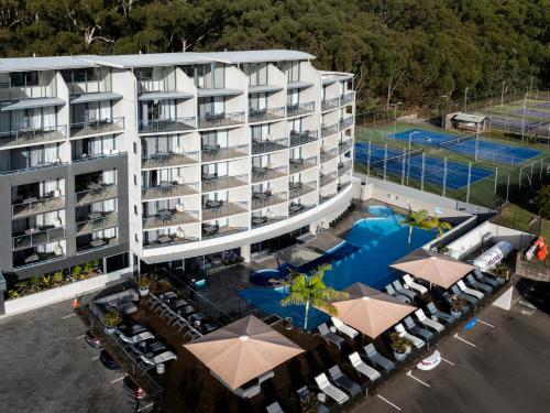 Landmark Resort - Location and Surroundings