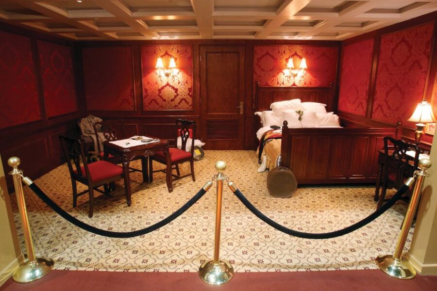 Las Vegas: Luxor Hotel Titanic The Artifact Exhibition - Exhibition Overview