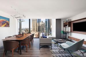 Le Méridien Melbourne - Hotel Overview and Location