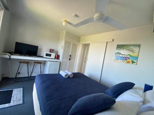 Leisure-Lee Holiday Apartments - Property Overview