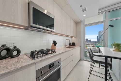 Level Chicago - Fulton Market - Overview of Hotel