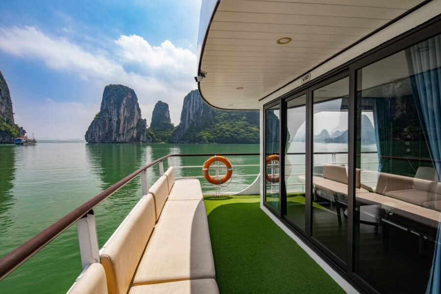 Light Cruise Halong Day Cruise With Small Group on Boat
